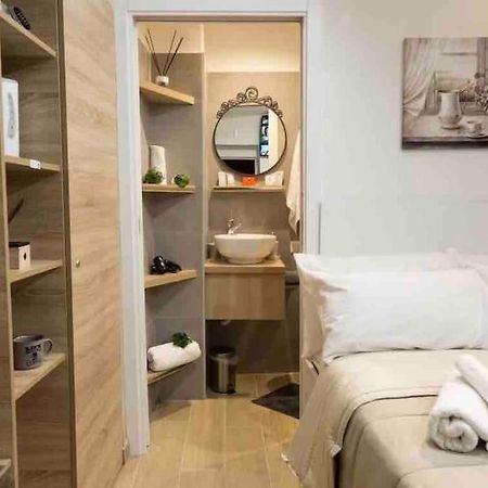 شقة Casina In Centro Storico نابولي المظهر الخارجي الصورة